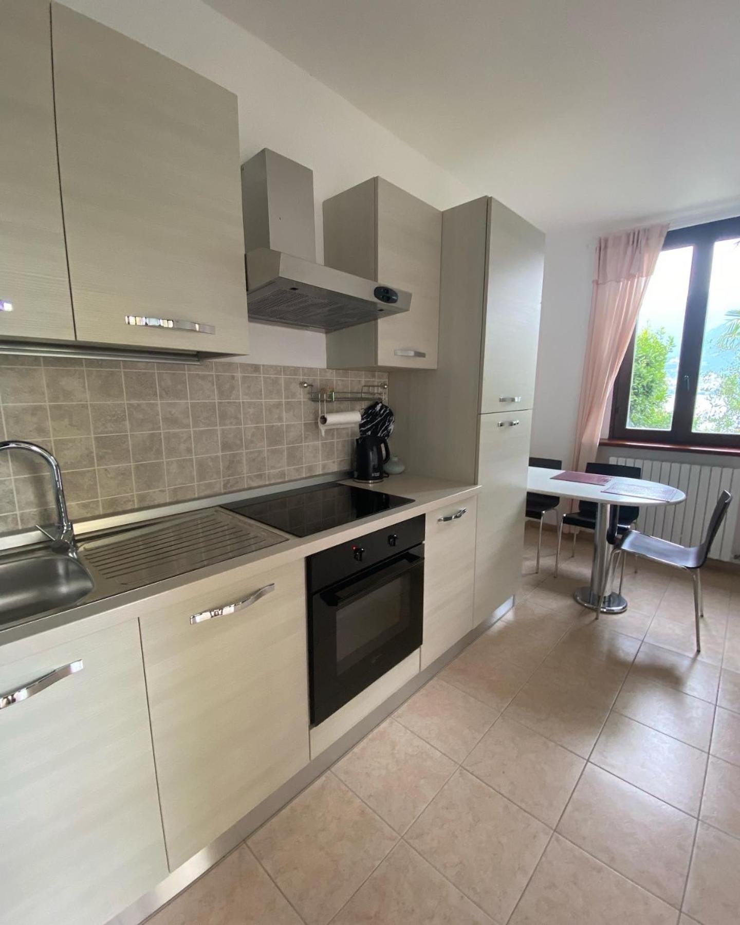 Peonia Apartment - Appartamento Vista Lago 레체노 외부 사진